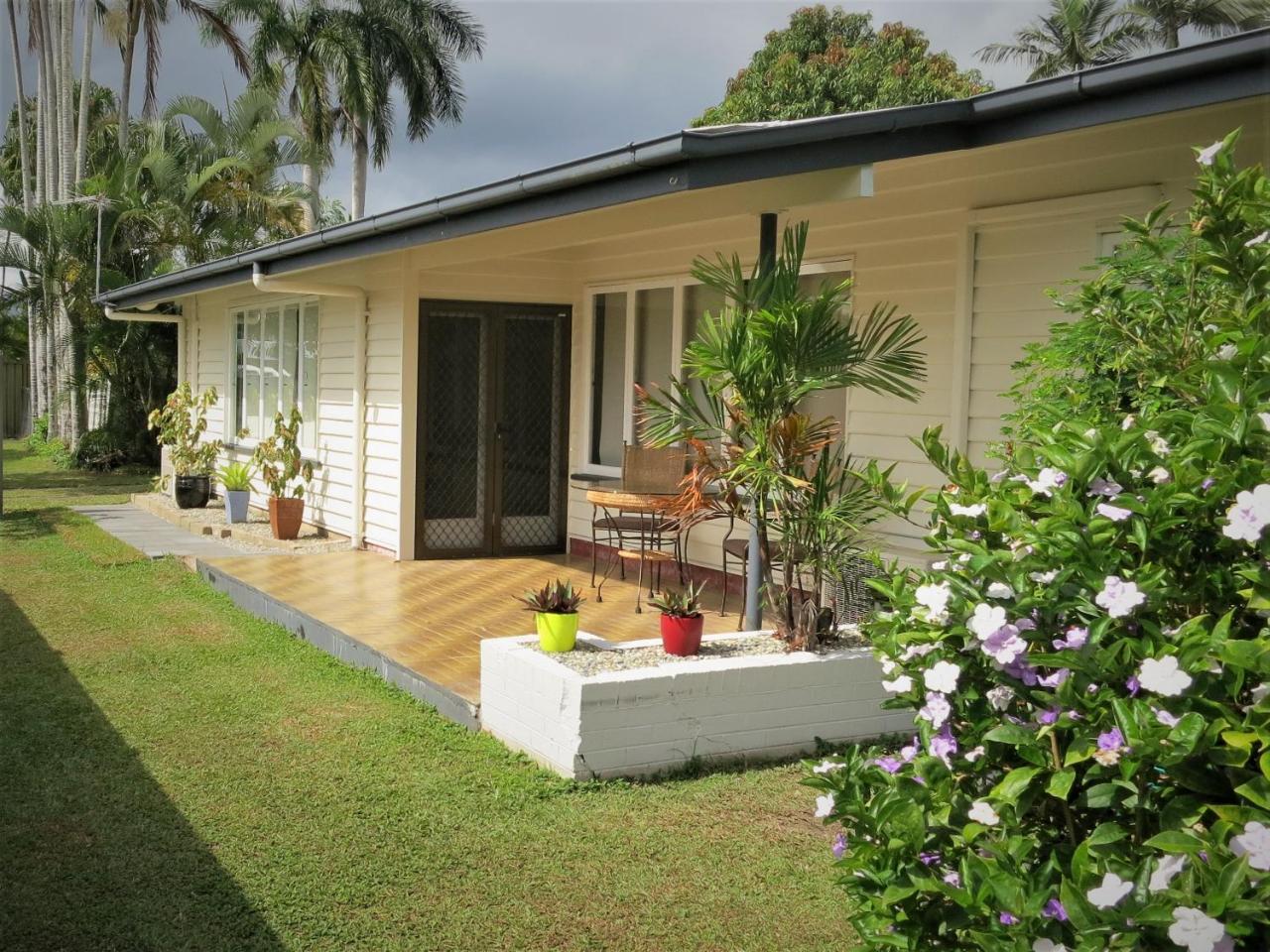 Edge Hill Clean & Green Cairns, 7 Minutes From The Airport, 7 Minutes To Cairns Cbd & Reef Fleet Terminal Zewnętrze zdjęcie