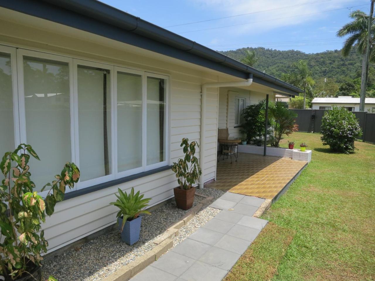 Edge Hill Clean & Green Cairns, 7 Minutes From The Airport, 7 Minutes To Cairns Cbd & Reef Fleet Terminal Zewnętrze zdjęcie